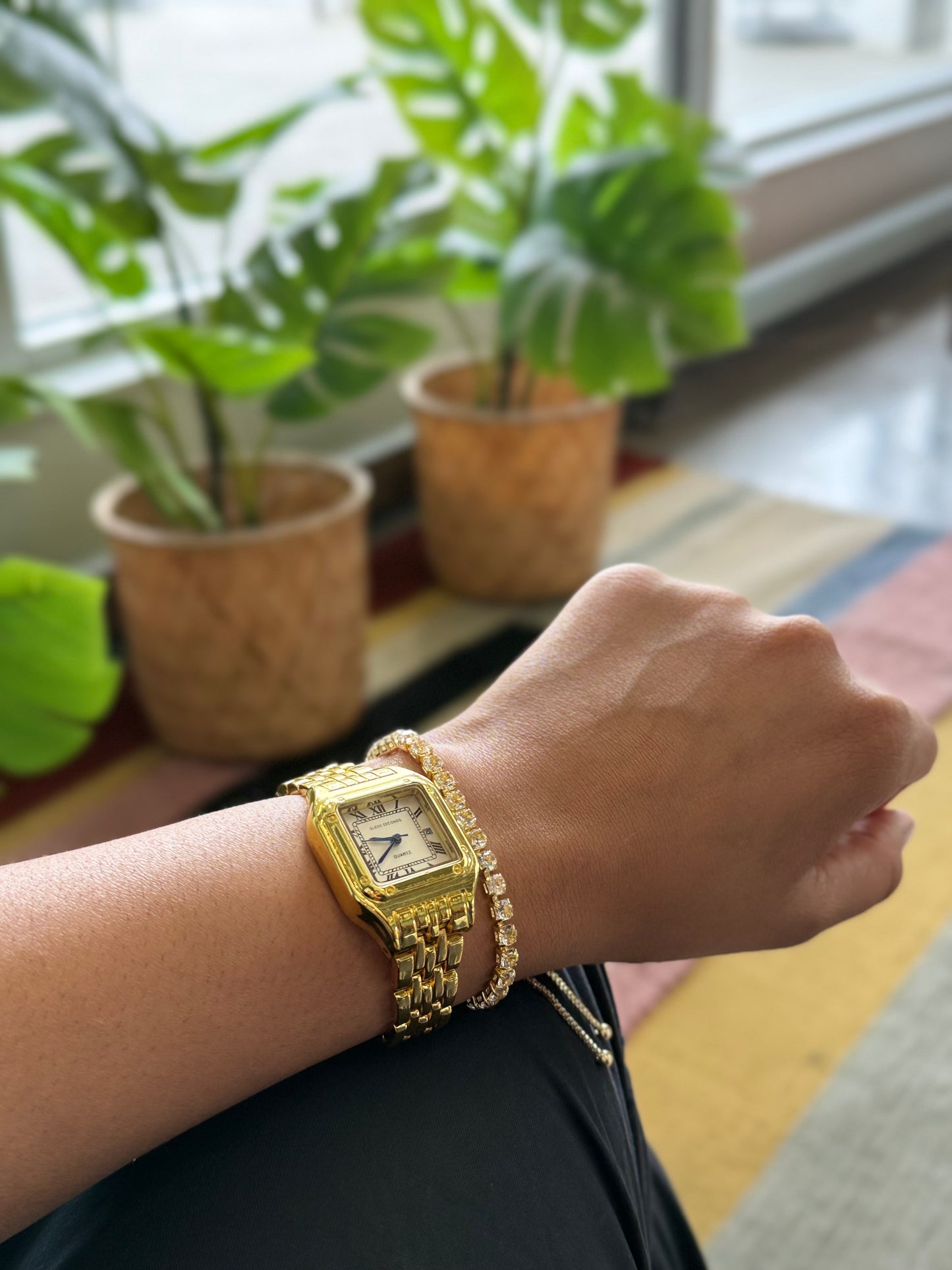 SLEEK SECONDS & WING DREAM