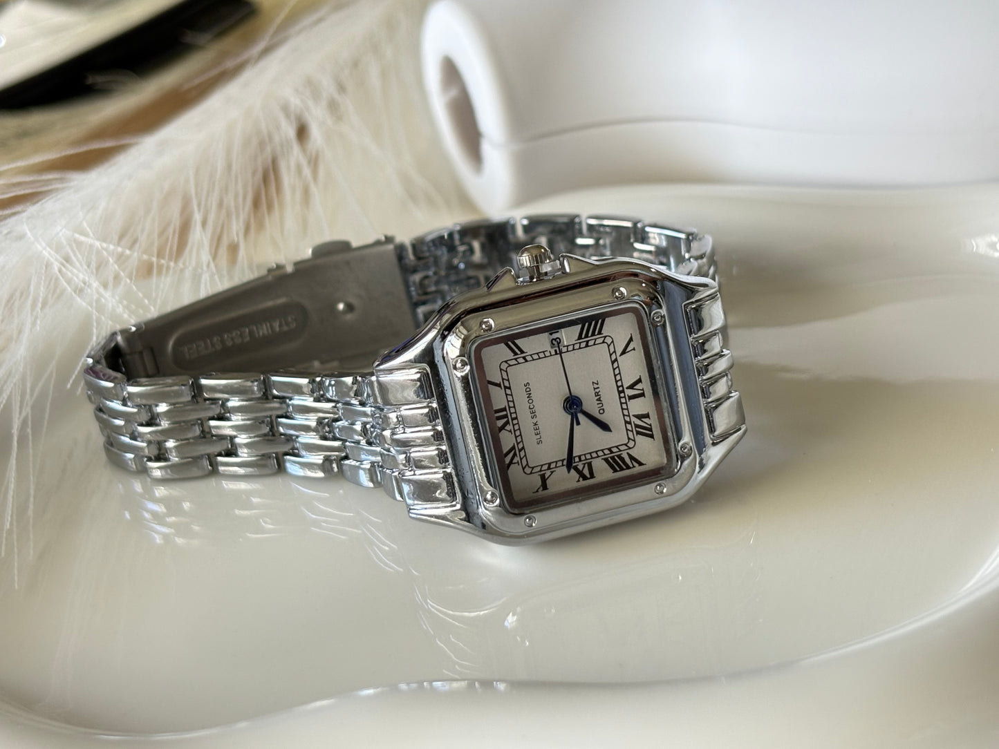 SLEEK SECONDS LIMITED EDITION