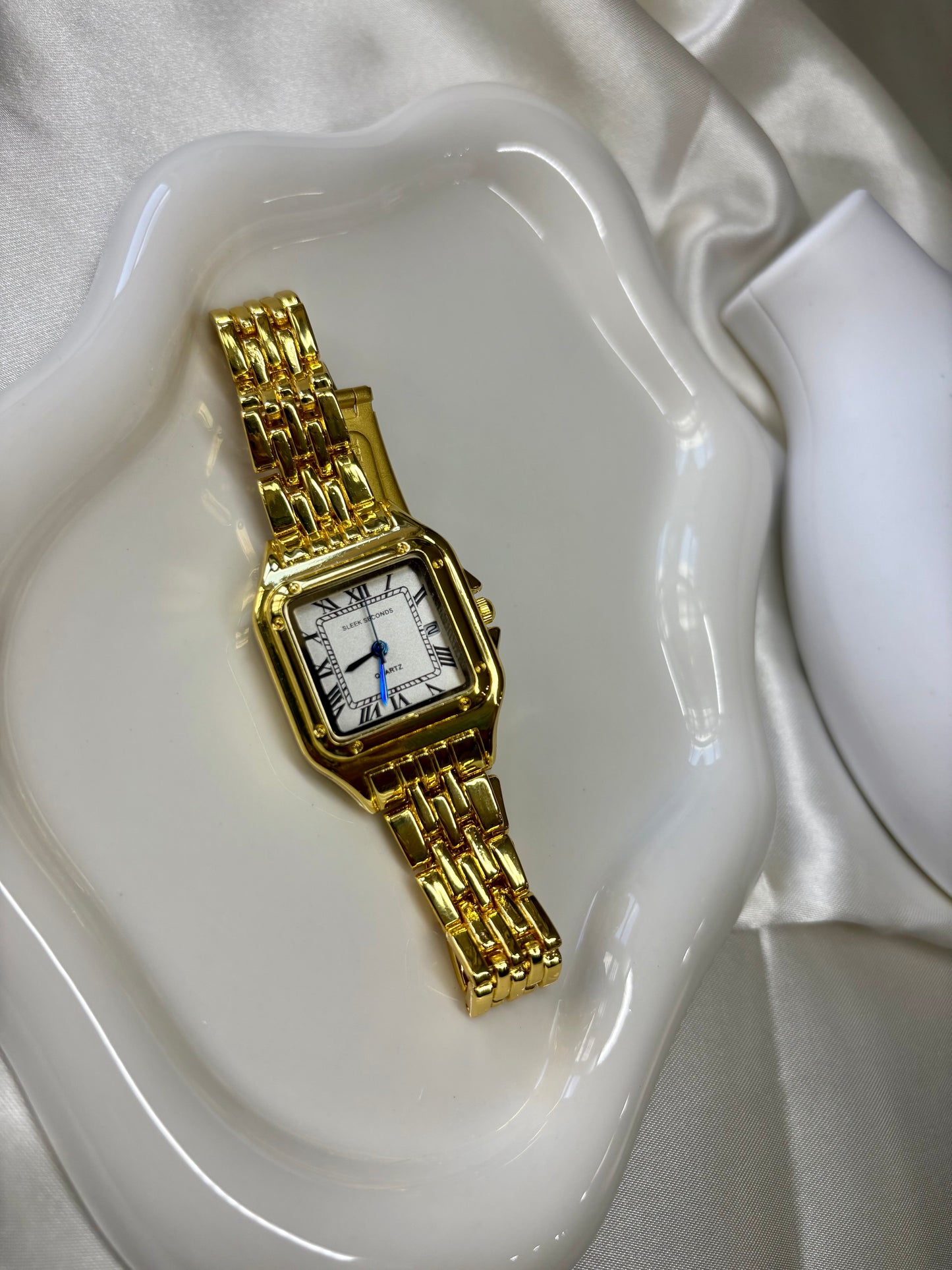 SLEEK SECONDS LIMITED EDITION